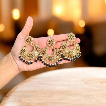 Fancy Gold Plated Crystal Earrings Bindia Set for Pakistani Brides & Partygoers