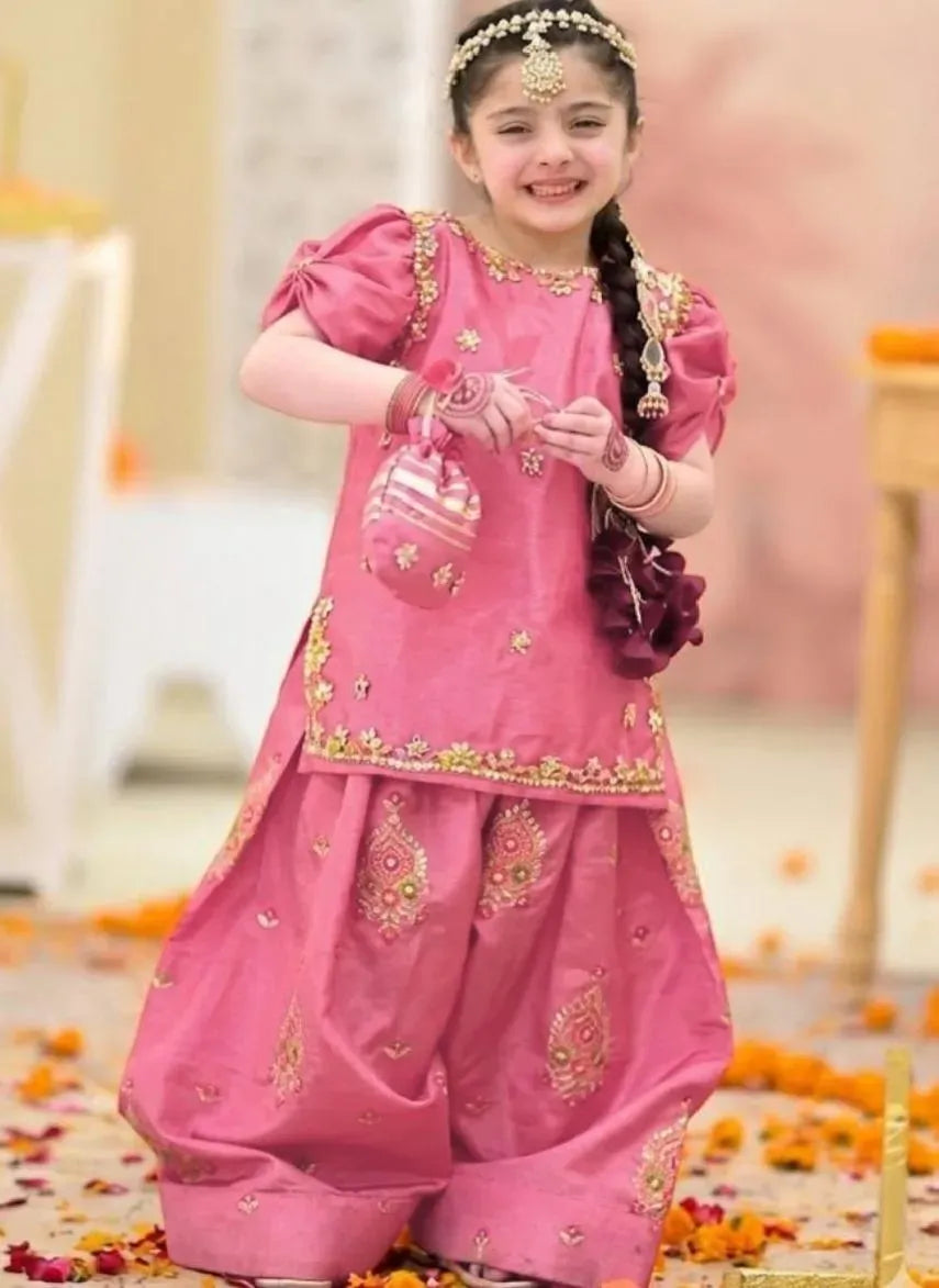 Girl's & Baby Girl's Cloths